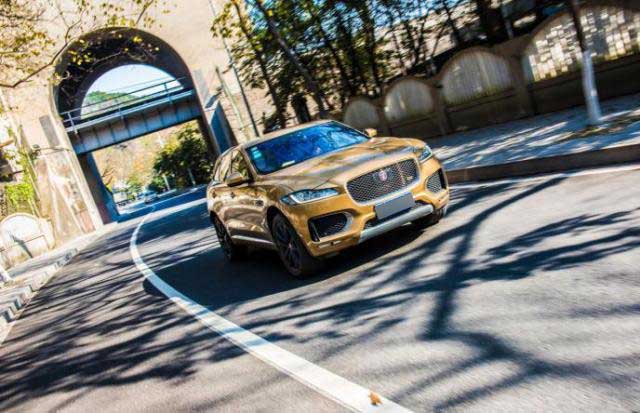 新款捷豹F-PACE测评,捷豹suv车型f-pace越野测试