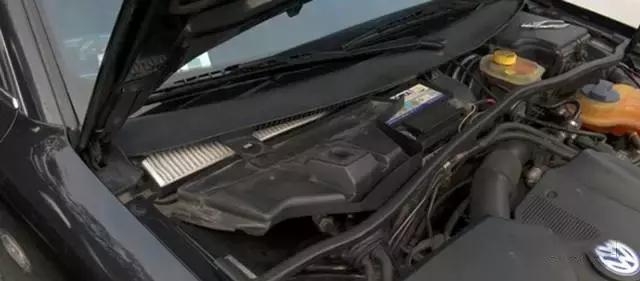 长安unit空调滤芯在哪个位置 (林肯mkc空调滤芯装在什么位置)