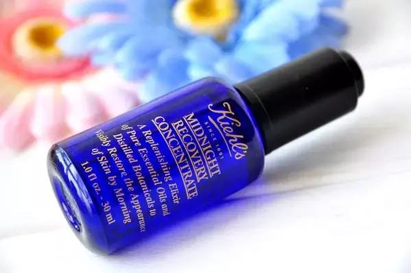 肌肤保湿最好的精华,冬季皮肤干燥用哪款护肤油