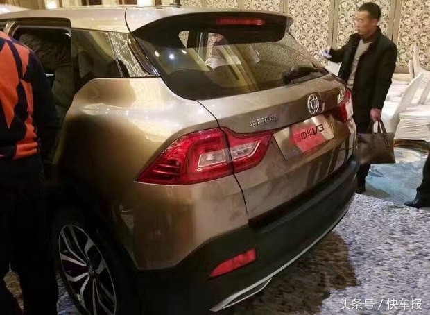 中华v3内饰,中华v32016内饰