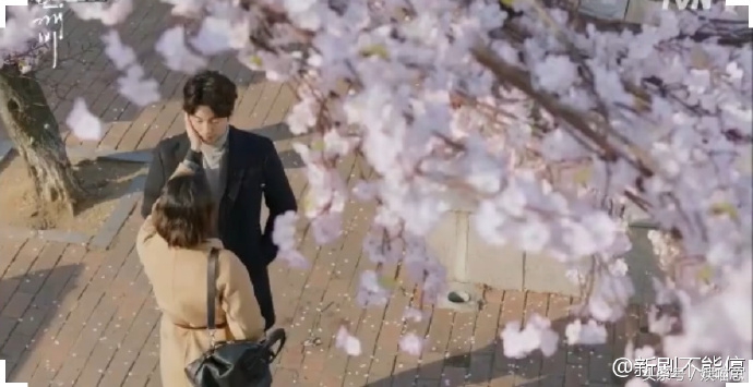 鬼怪李栋旭刘仁娜高甜片段,鬼怪刘仁娜孔刘李栋旭