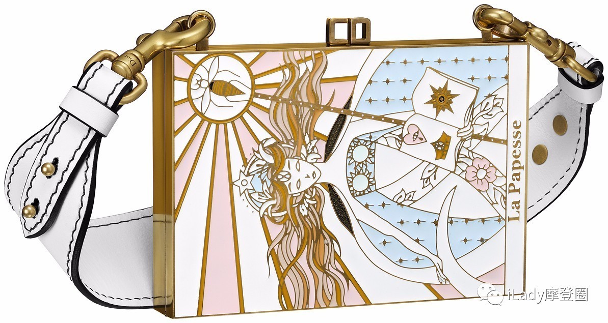 种草｜您新一年的手袋余额已经不足，请及时充值！