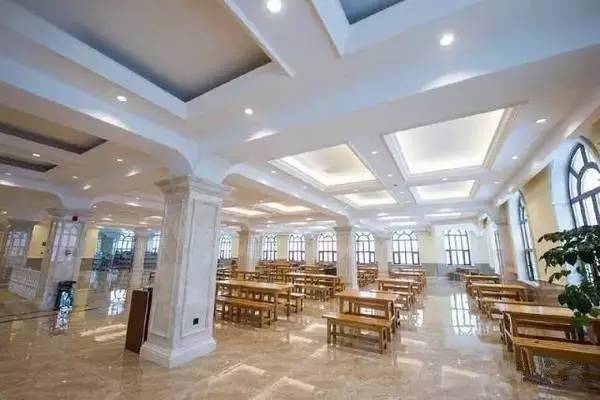 哈尔滨冬天免费玩雪的地方,哈尔滨冰雪旅游春节