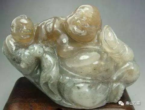 绿田黄是属于黑田系列的吗,黑田黄特征