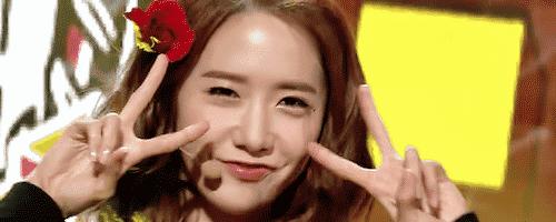 年轻肌肤适合的眼霜,眼霜年轻女生