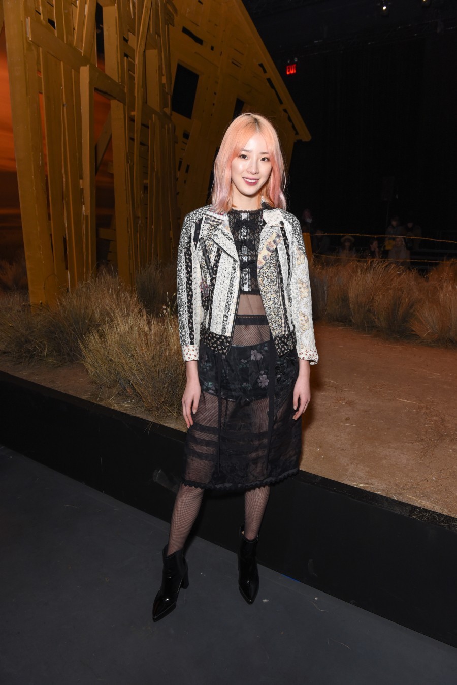 我哭,又跟着阿Sa、吴建豪、Selena 种草了Coach的2017秋冬系列