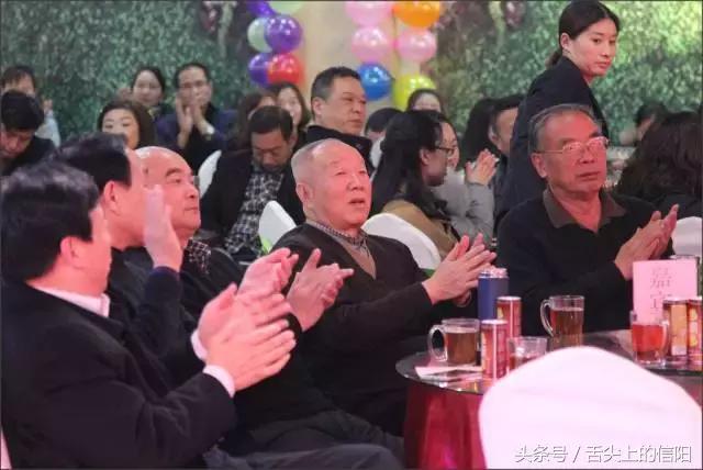 信阳足球俱乐部比赛,信阳足球俱乐部青训