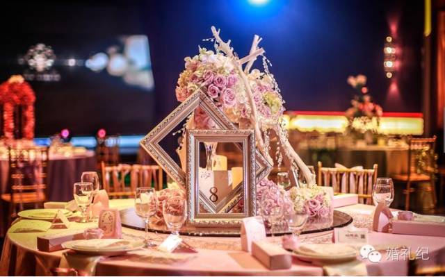 结婚订酒店和婚庆一般多少预算,办婚礼一般提前多久订酒店