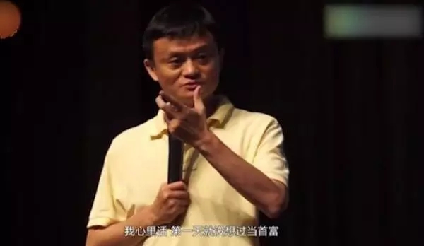 装是一门学问，擅长此道者，往往都是登上人生巅峰者