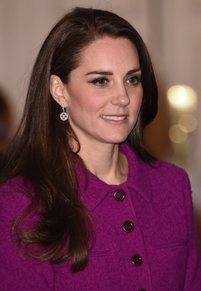 凯特王妃彩虹衣服,凯特王妃伦敦时装周