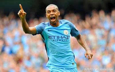 费尔南迪尼奥踢球风格,费尔南迪尼奥瓜迪奥拉