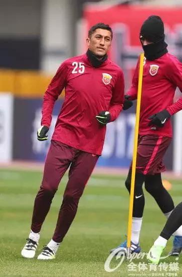 上港球员王燊超最新消息,上海上港球员卡瓦略