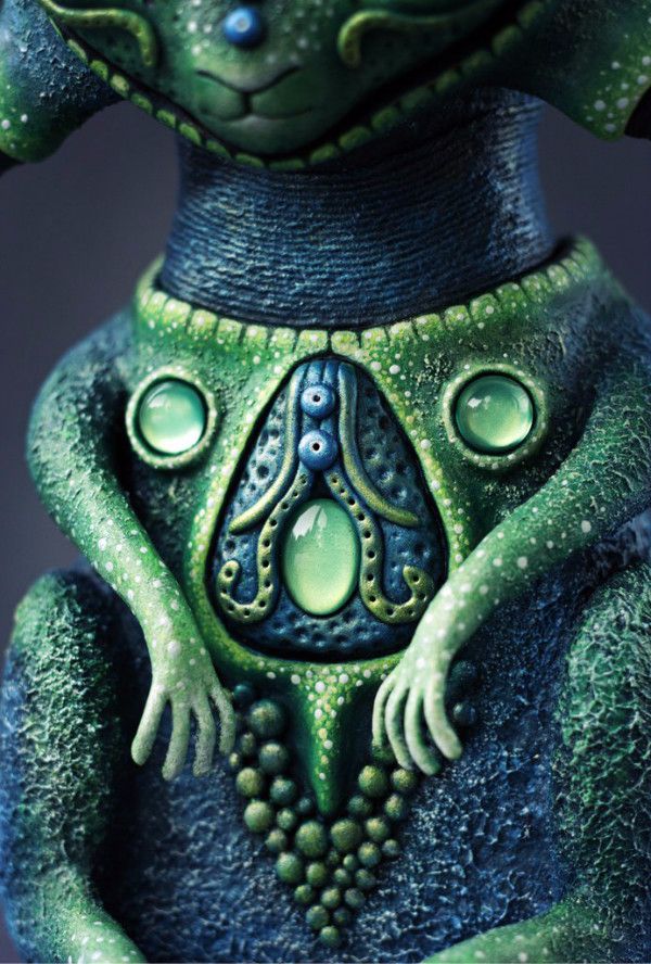 这些怪脸娃娃似乎拥有某种神奇的魔力!你感受到了吗?