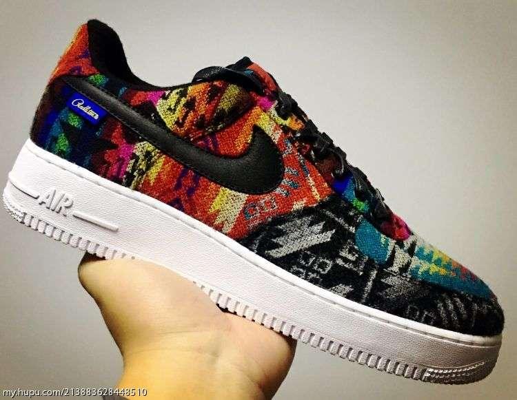 一年又一年，买鞋不靠爹妈