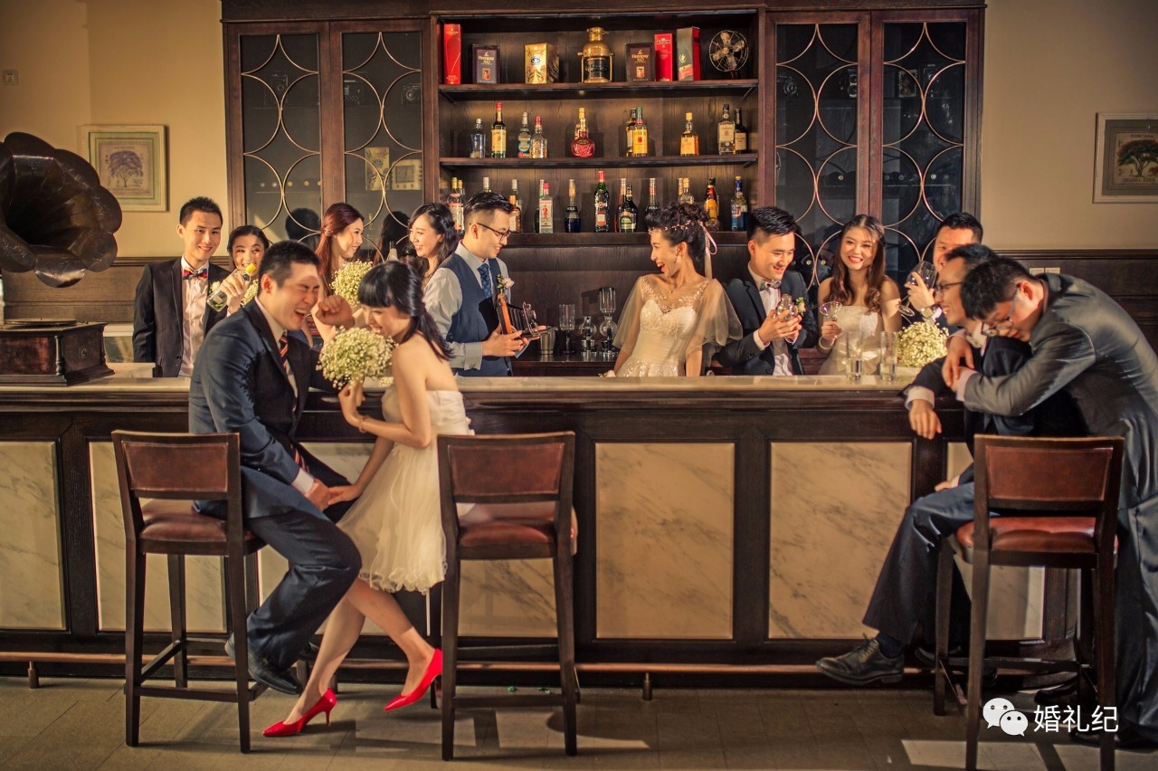 如何挑选婚礼跟拍师,正确的婚礼跟拍方式