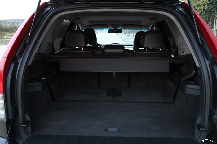 沃尔沃xc90北欧经典3.2排量二手车,沃尔沃xc90和沃尔沃S90对比