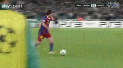 足球场上最羞辱人的过人动作,绿茵场上最难的几个射门方式