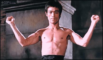 世界权威评价李小龙与泰森格斗,如果用李小龙的寸拳能打败泰森吗