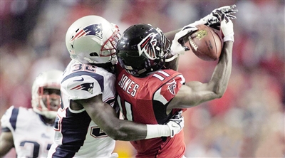 被誉为美国春晚的超级碗有哪些有趣的纪录？创造同时冲马桶之最