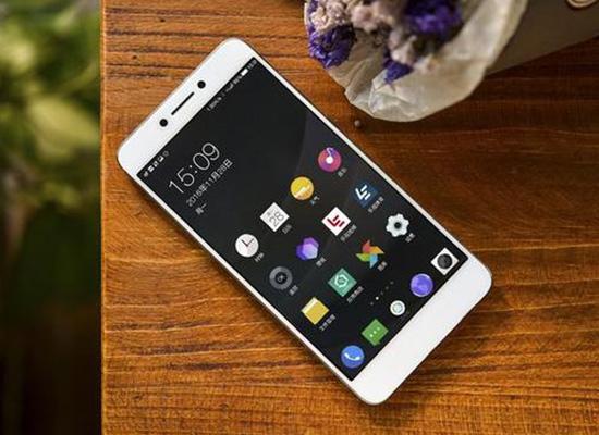 情人节表白送什么花合适女生,情人节表白送什么潮品鞋服