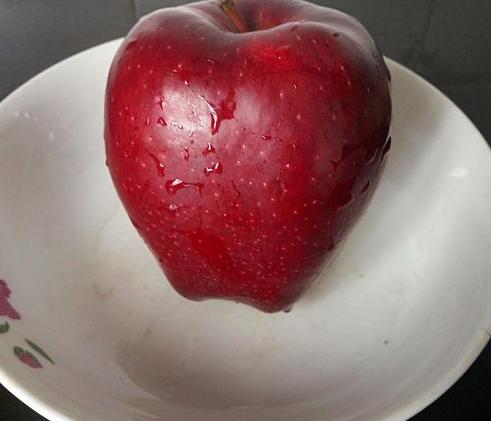 6个月婴儿辅食食谱苹果泥做法,6个月辅食苹果泥怎么做