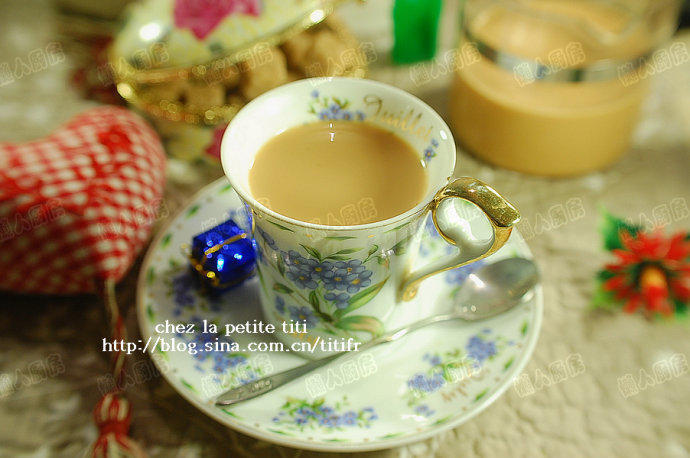 简单易上手的奶茶做法,简单做香醇拿铁