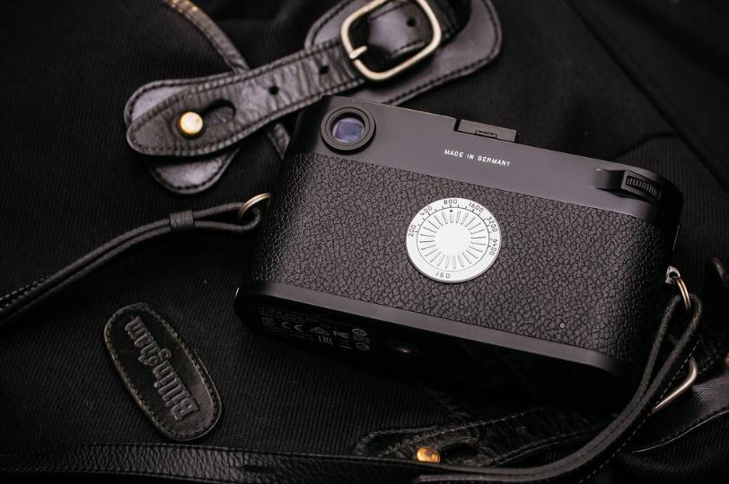 定位独特的LeicaM-D，只是没有屏幕而已吗？