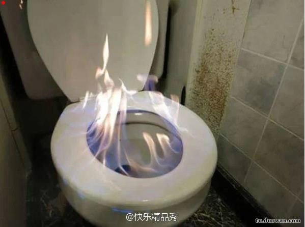 初恋情人为了所谓的爱抛弃婚姻,初恋癌症男子去照顾