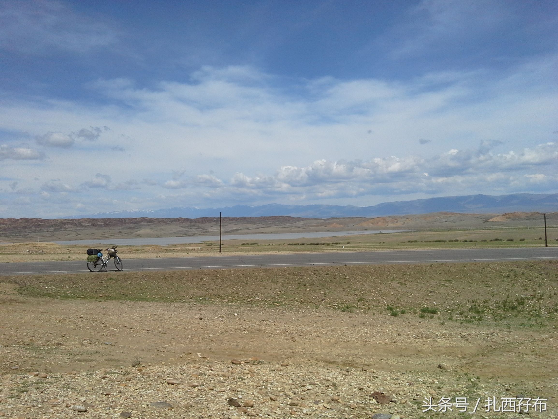 乌鲁木齐骑行到阿尔泰,骑行从库尔勒到博斯腾湖