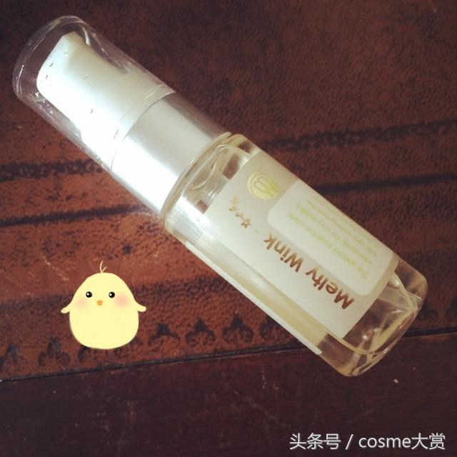 适合25岁左右补水淡化细纹的眼霜,好用的眼霜抗皱淡化细纹适合25岁