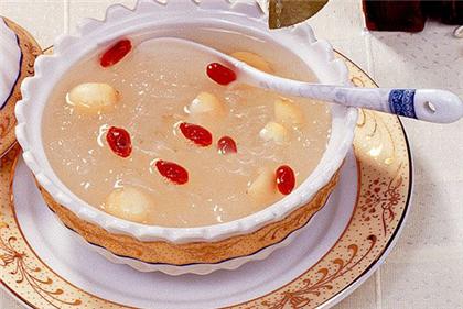 孕妇可以吃燕窝配什么吃,孕妇能吃燕窝吗燕窝的正确炖法