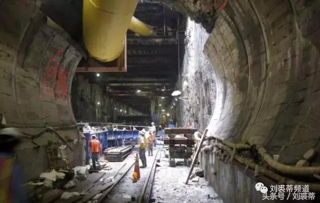 郑州曼哈顿求婚场地,曼哈顿的豪华地铁站