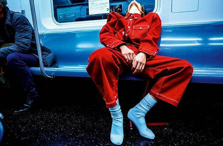 vetements巅峰款,vetements2022秋冬高级秀