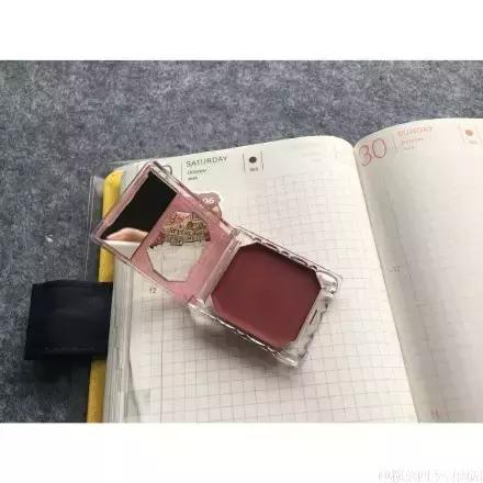 令人心动的情人节限定款美妆 (美出高级感仙女必备美妆)