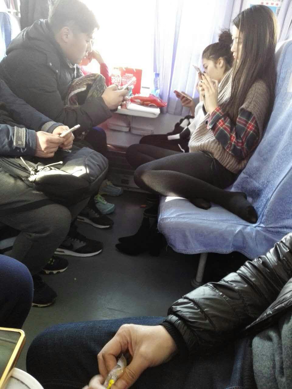 送女朋友生日礼物送什么好,生日礼物送什么给女朋友才是最好