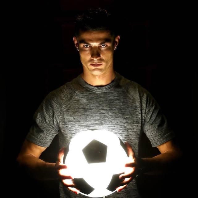 c罗的欧冠皇马vs曼联,c罗的欧冠数据