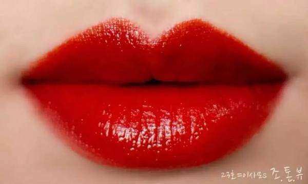 最好用的大牌彩妆平替,彩妆平替黑金气垫