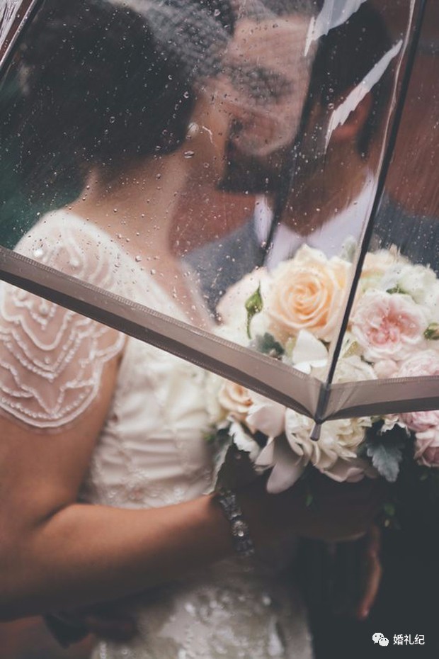 户外婚礼下雨文案怎么写,草坪婚礼遇到下雨怎么办