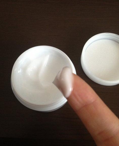 护肤品保质期一般多久,护肤品保质期一般多久就不能用了