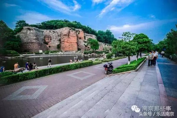 南京踏青赏梅乐享春光,赏梅园