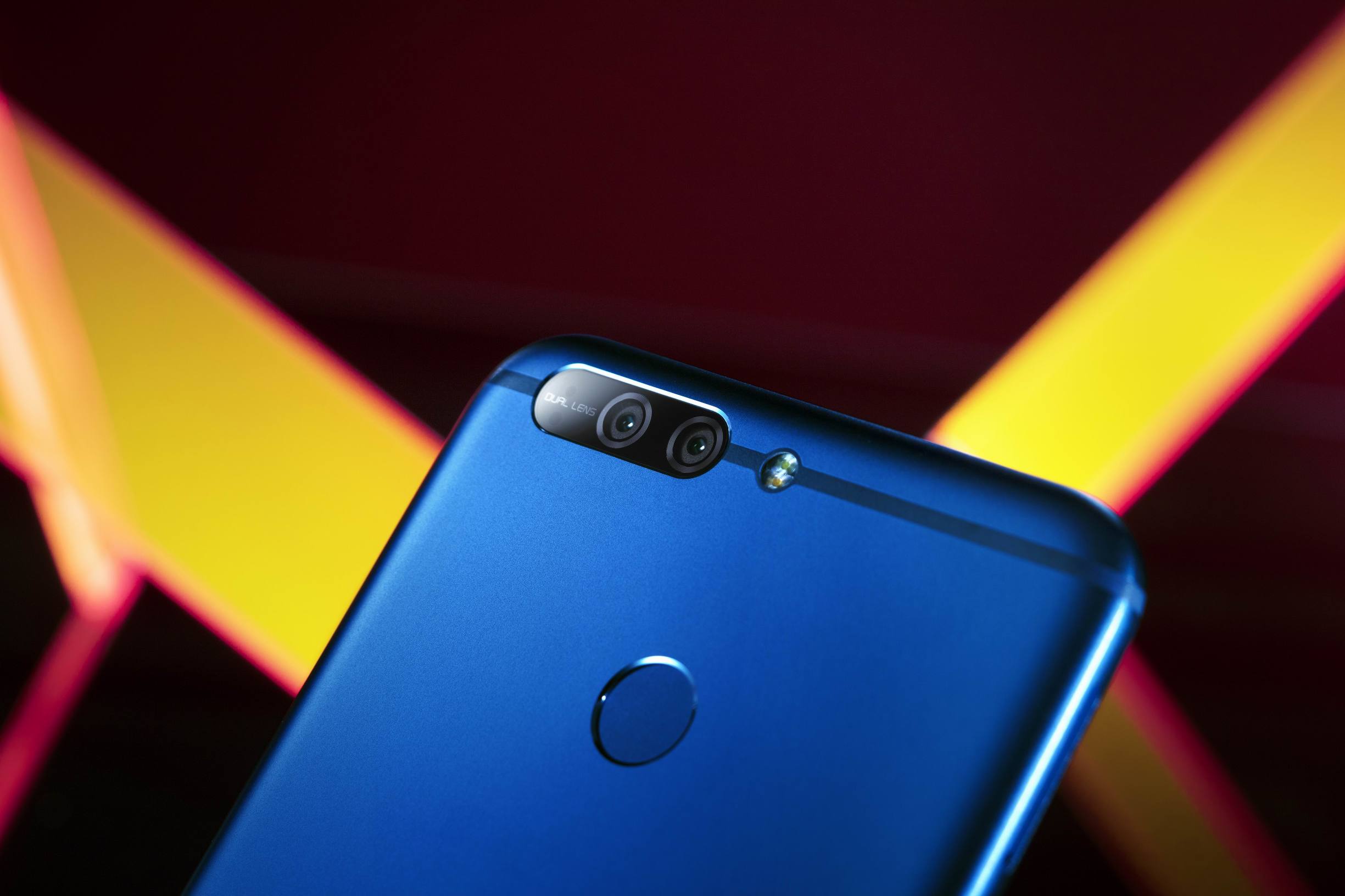 荣耀v9有多少种颜色,荣耀v9魅焰红蓝色