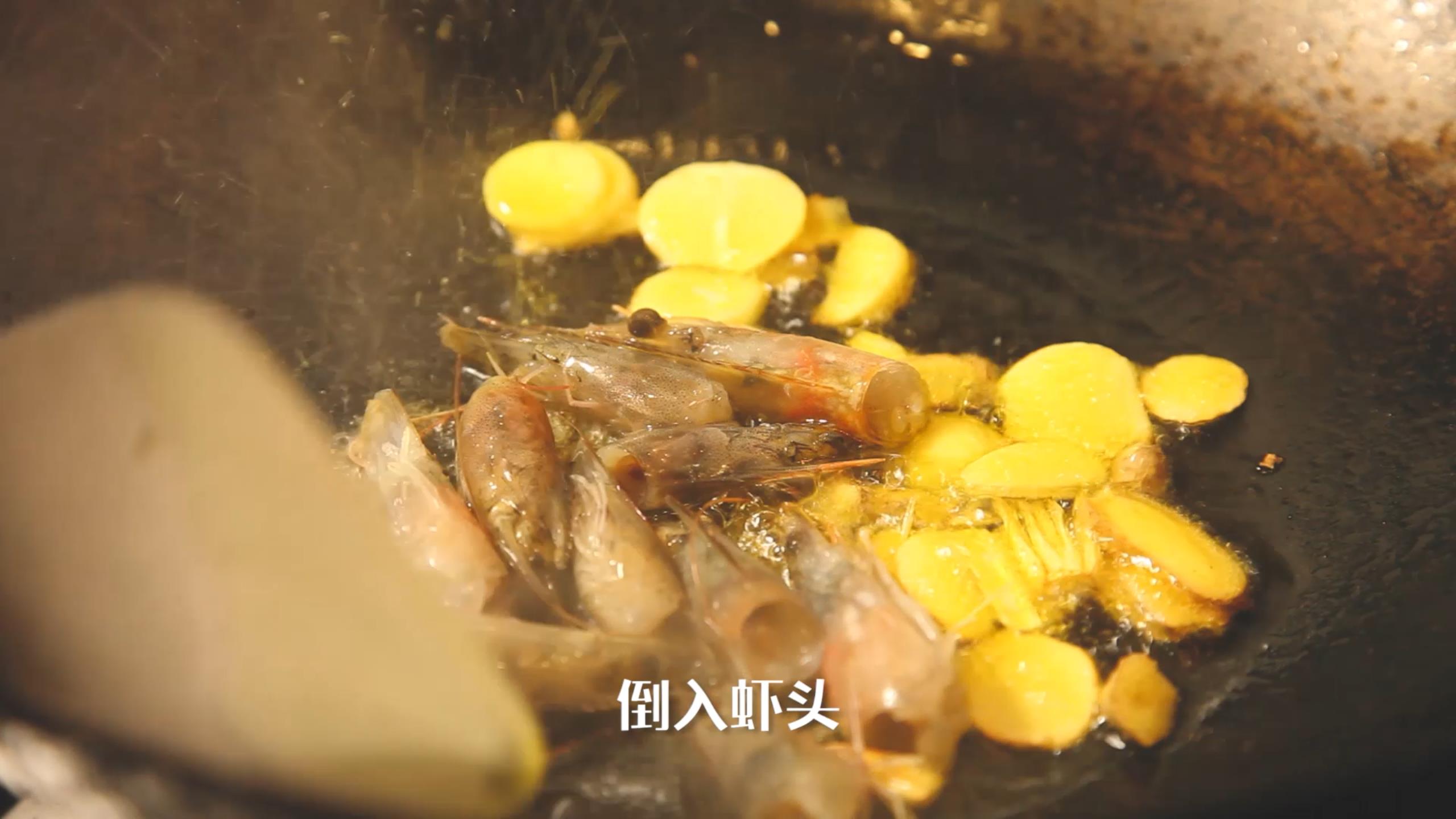 家常黄金蛋炒饭色泽金黄一学就会,黄金炒饭最简单的方法