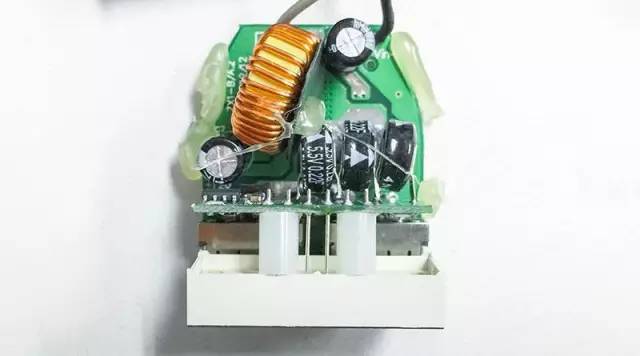 电子节油器的骗局,电子节油器管用吗