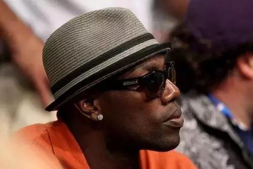 乔丹失败的奇才生涯,乔丹生涯早期被淘汰