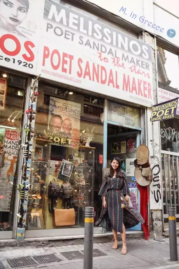 最好的希腊凉鞋，“诗人鞋匠”为你量足而制