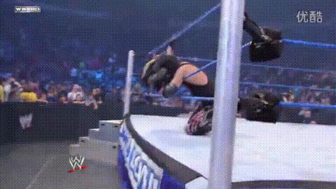 wwe布洛克疯狂时刻,wwe布洛克刚出道