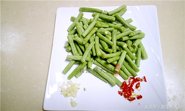 低脂凉拌豇豆,酸辣脆爽凉拌豇豆