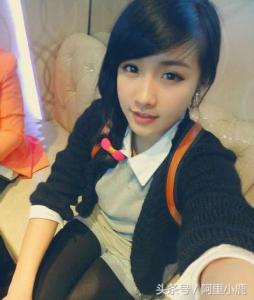 怎样跟异地恋女友聊天,异地恋想给女友惊喜发现被绿