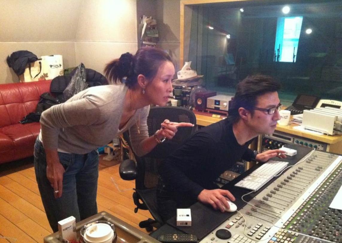 周杰伦那英默谁唱得好,张杰翻唱那英的默完整版