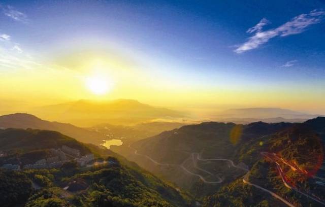 重庆最富有的8个区县 (重庆最发达的10个区县)